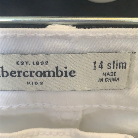 White jeans - Picture 3 of 3